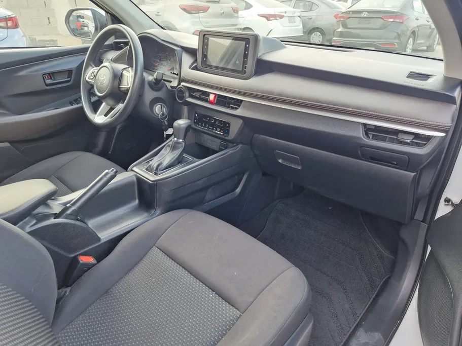 تويوتا يارس Y 2024 