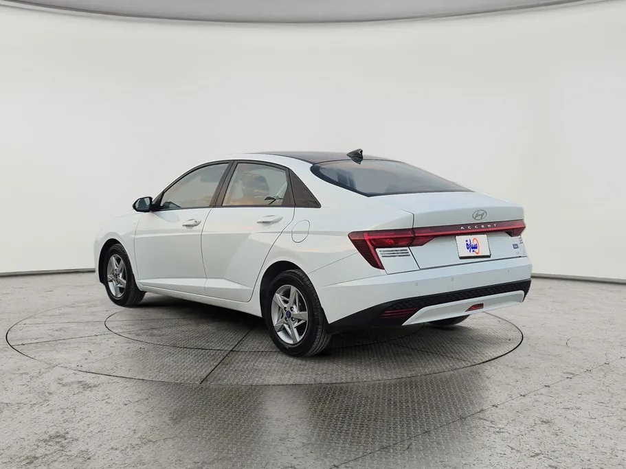 2024 Hyundai Accent Fleet 