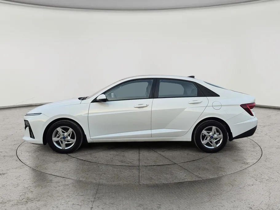 2024 Hyundai Accent Fleet 