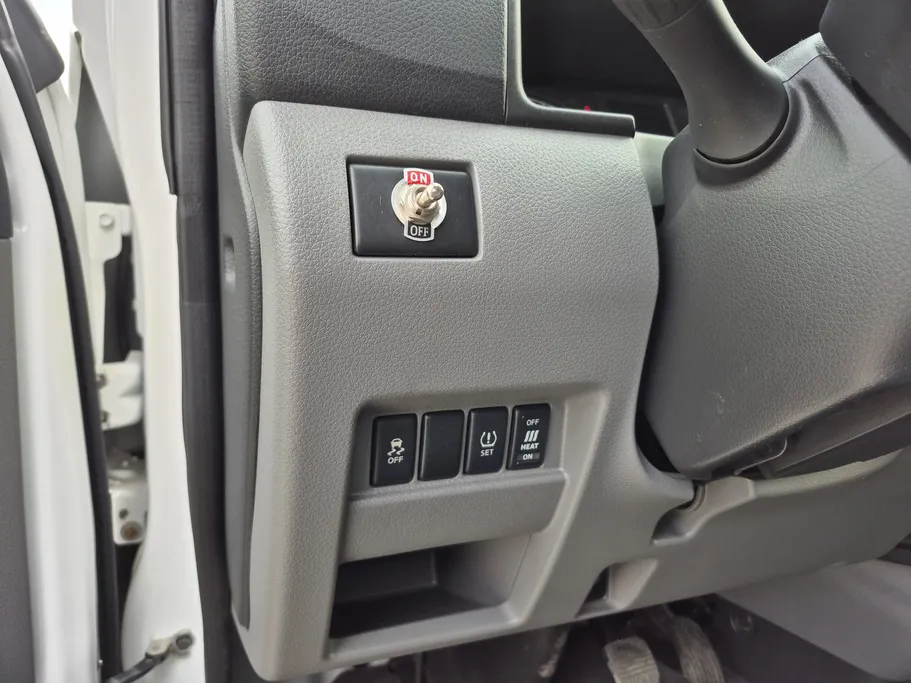 2020 Nissan Urvan NV350 