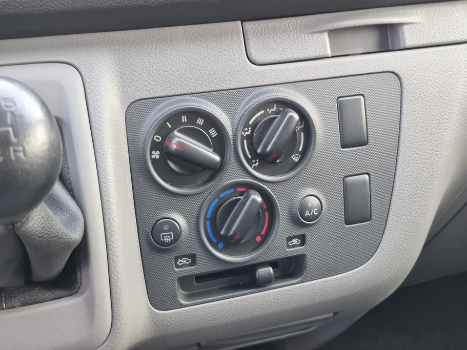 2020 Nissan Urvan NV350 