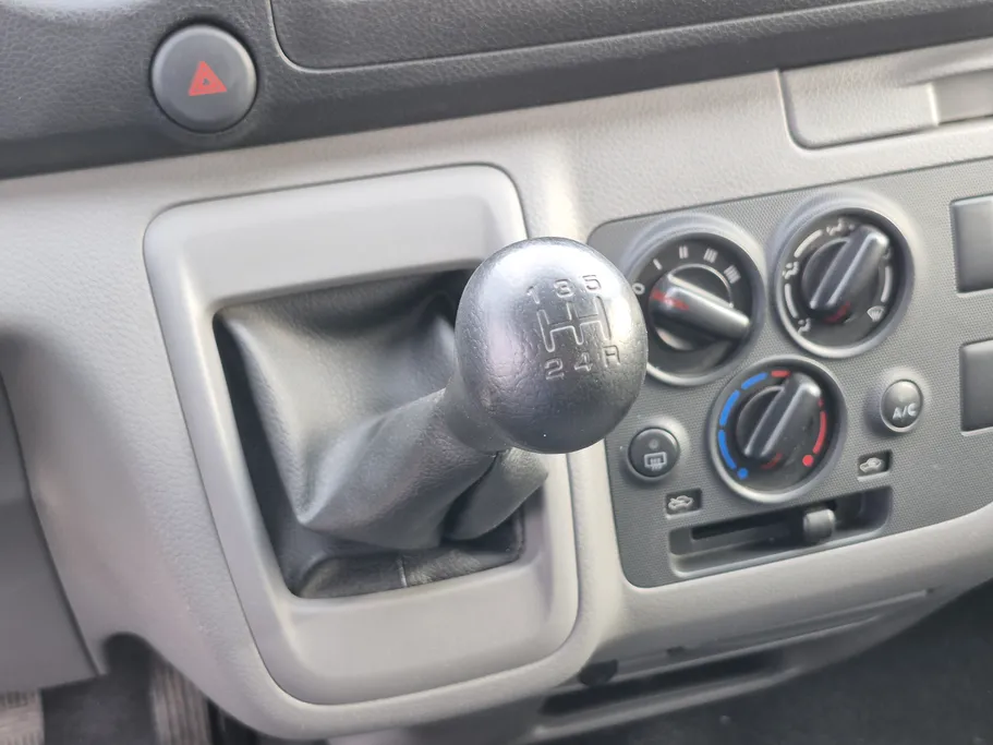 2020 Nissan Urvan NV350 