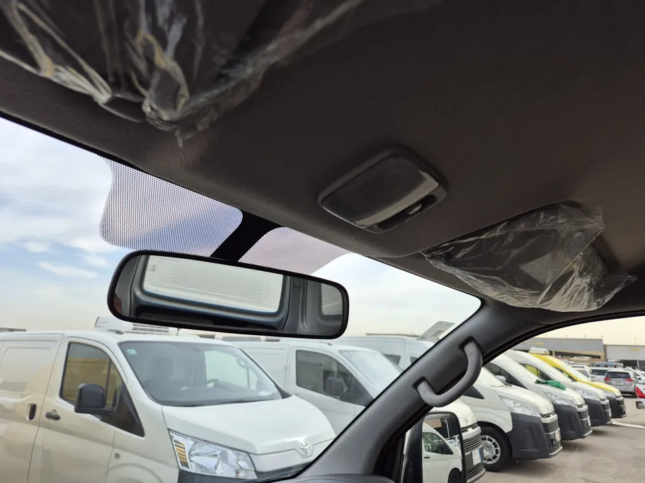 2020 Nissan Urvan NV350 