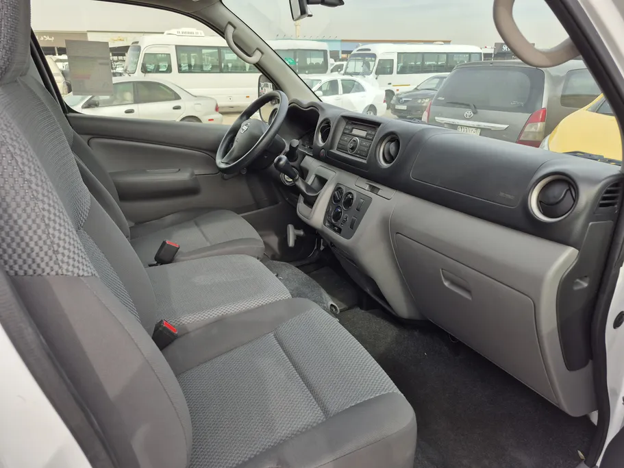 2020 Nissan Urvan NV350 