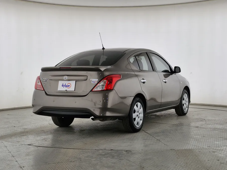 2022 Nissan Sunny Classic 