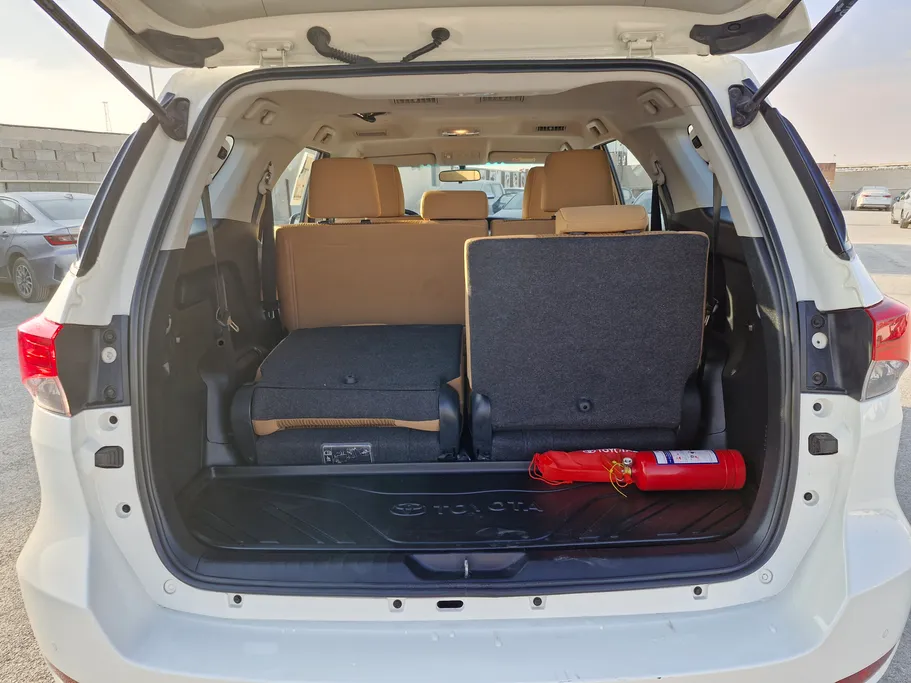 2022 Toyota Fortuner VX 