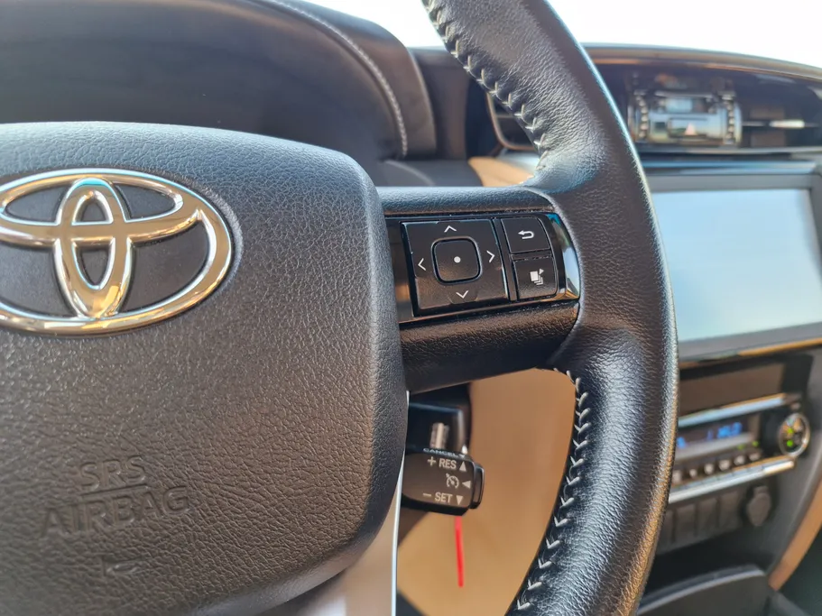 2022 Toyota Fortuner VX 