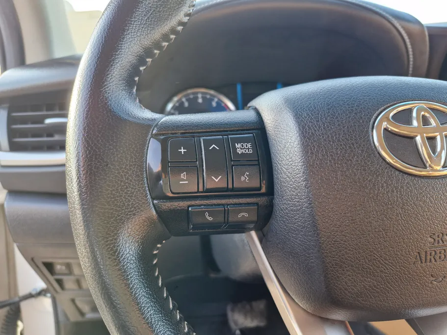 2022 Toyota Fortuner VX 