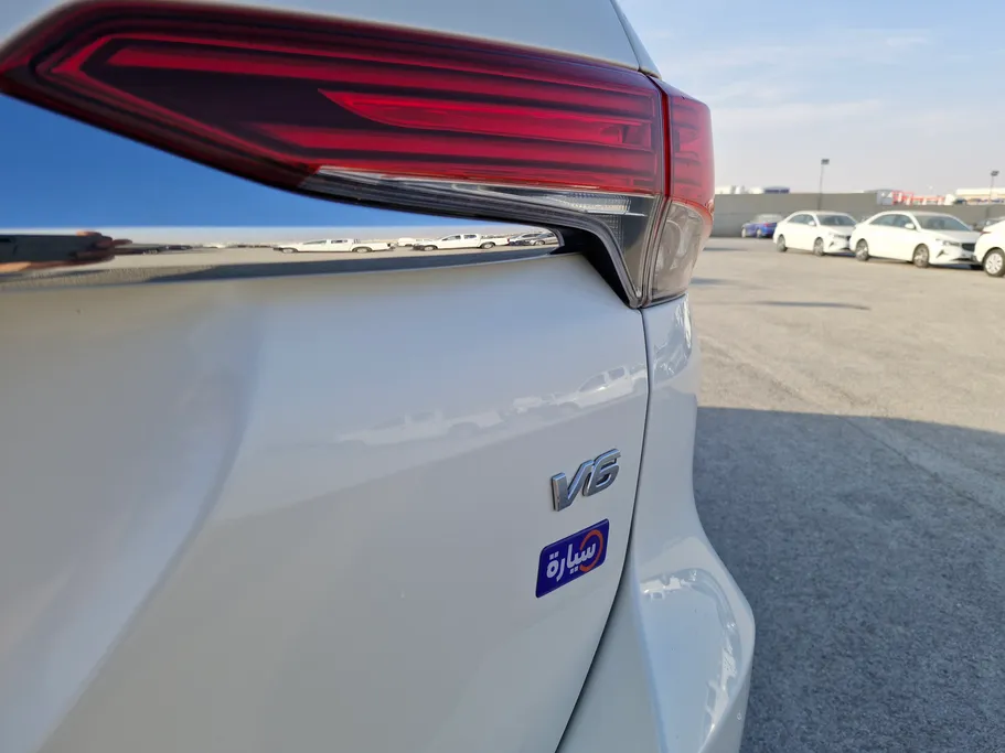 2022 Toyota Fortuner VX 