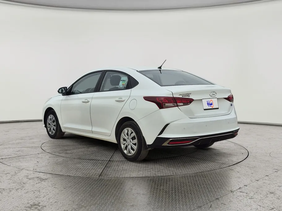 2022 Hyundai Accent Smart 