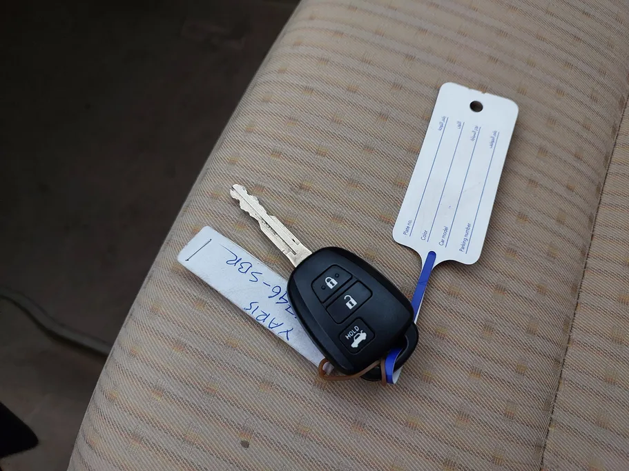 تويوتا يارس Y 2022 