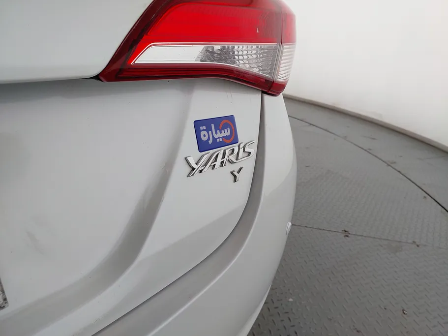 تويوتا يارس Y 2022 