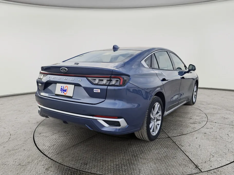 2023 Ford Taurus Trend 