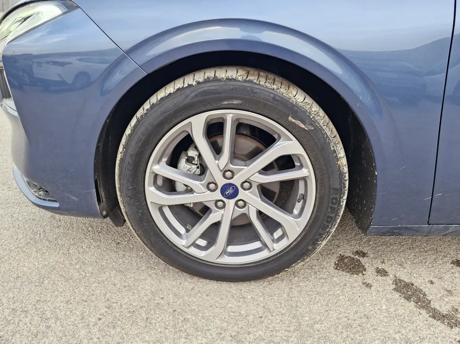 فورد تورس ترند 2023 