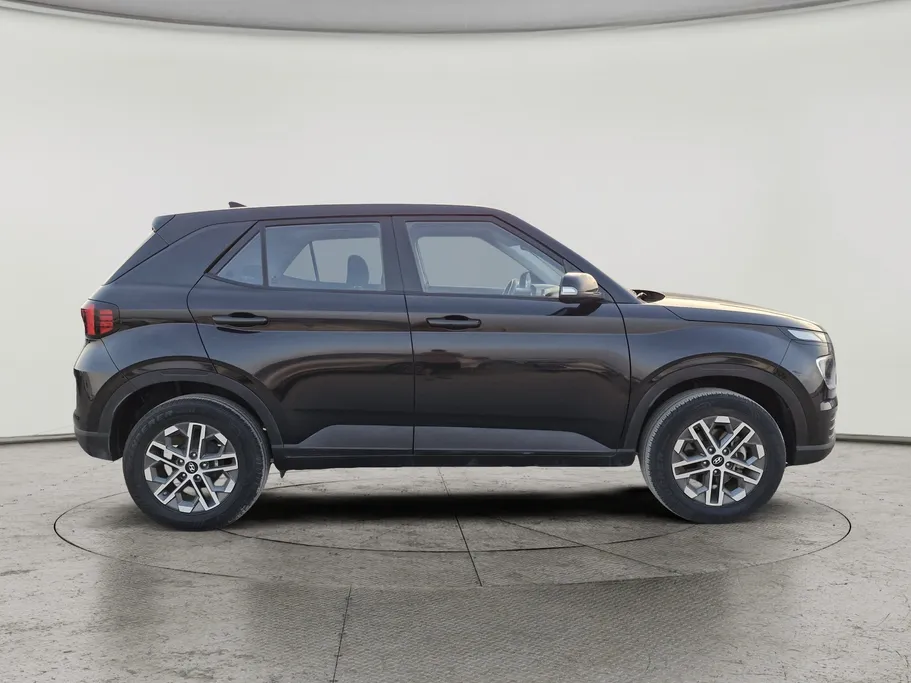 2024 Hyundai Venue Smart 