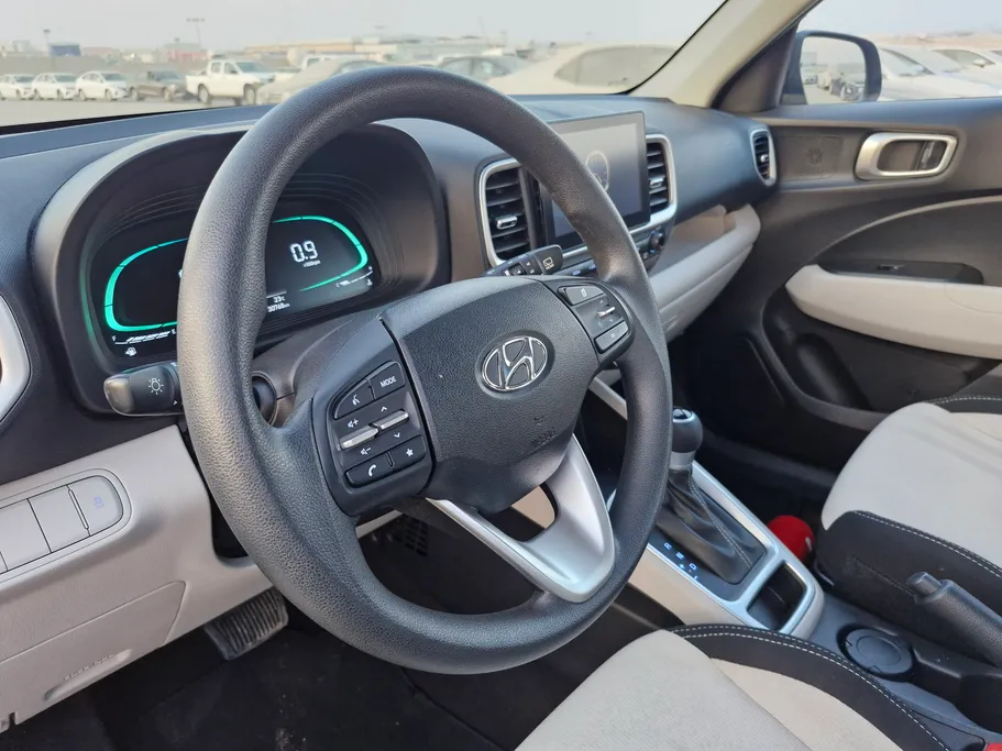 2024 Hyundai Venue Smart 
