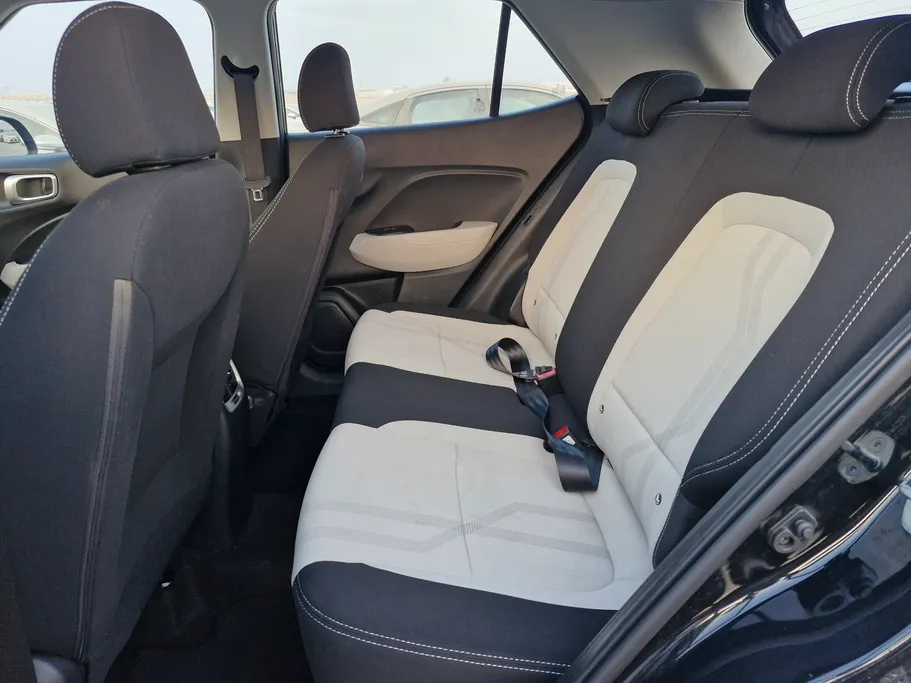 2024 Hyundai Venue Smart 