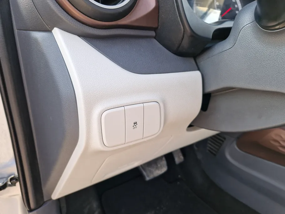 هيونداي Grand i10 فلييت 2023 