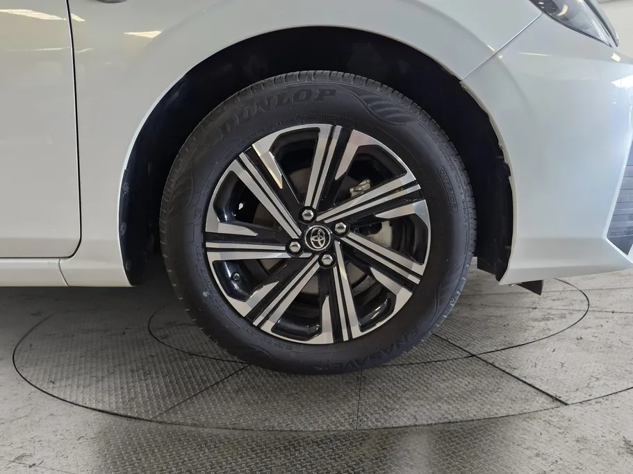 2024 Toyota Yaris  Y Plus 