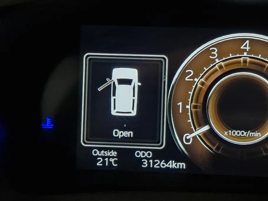 2024 Toyota Yaris  Y Plus 