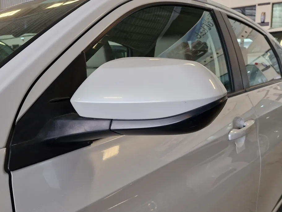 2024 Toyota Yaris  Y Plus 