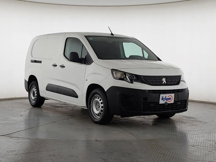 2022 Peugeot Partner Long van 