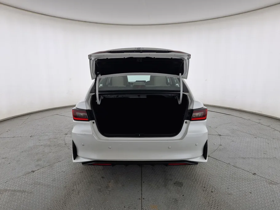 تويوتا يارس Y 2023 