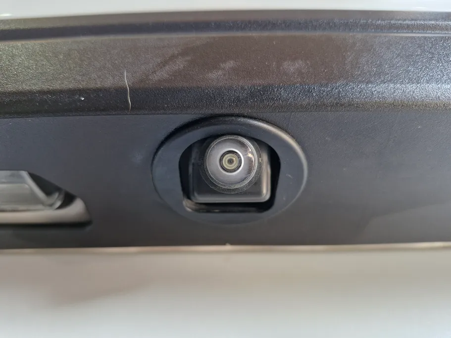 تويوتا يارس Y 2023 