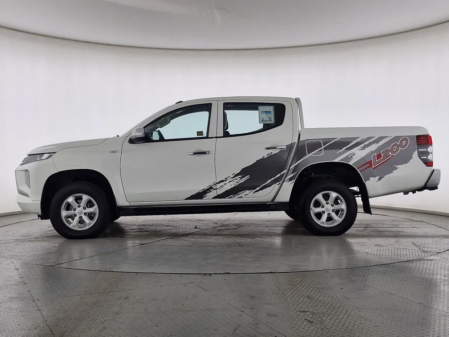 2023 Mitsubishi L200 DC 4x4 Diesel 