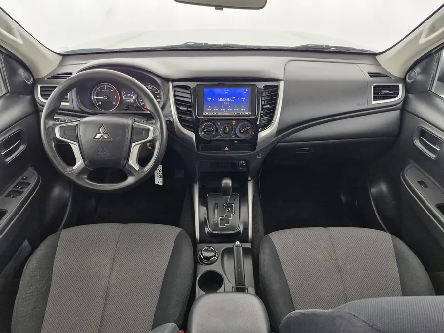 2023 Mitsubishi L200 DC 4x4 Diesel 