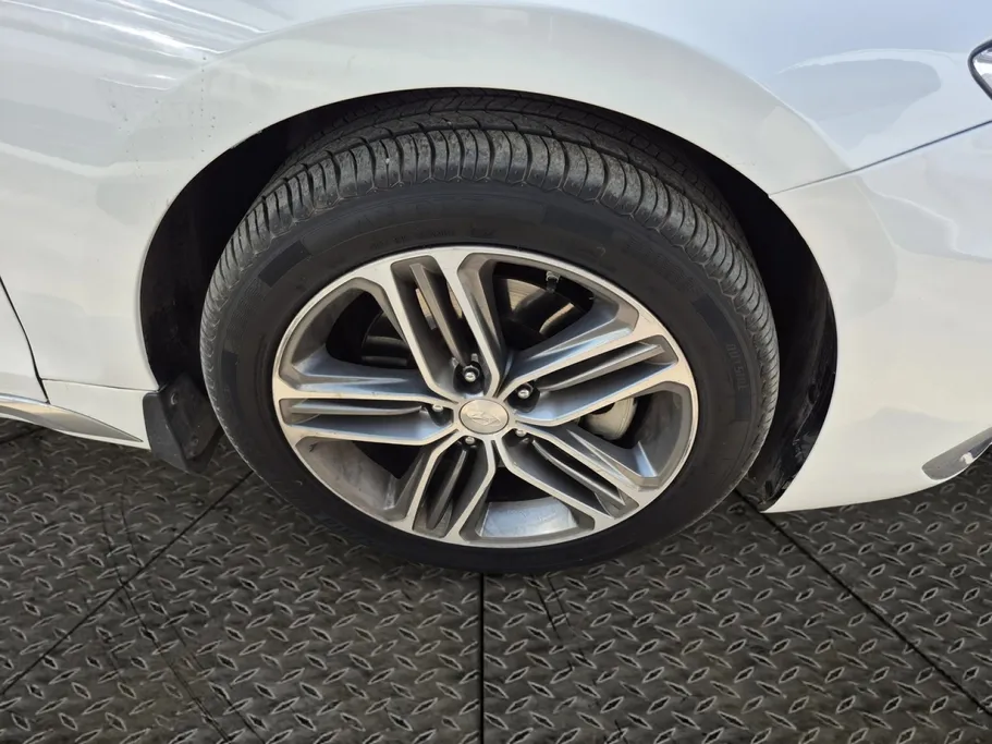 هيونداي ازيرا جي إل اس 2020 