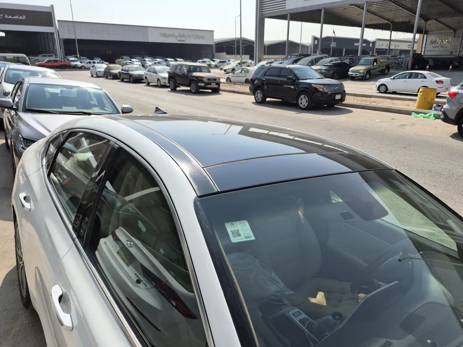 هيونداي ازيرا جي إل اس 2020 