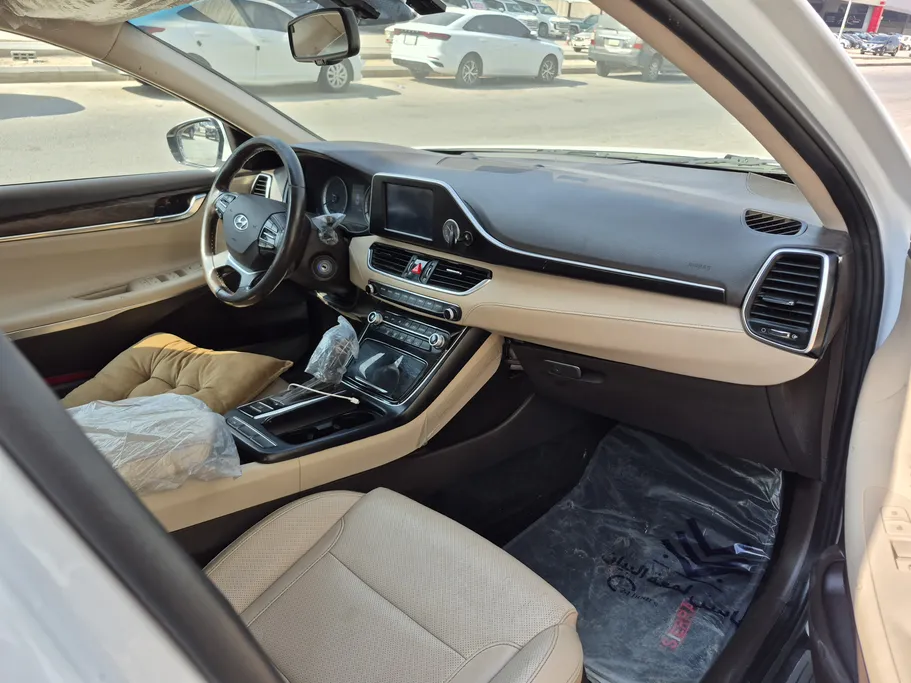 هيونداي ازيرا جي إل اس 2020 