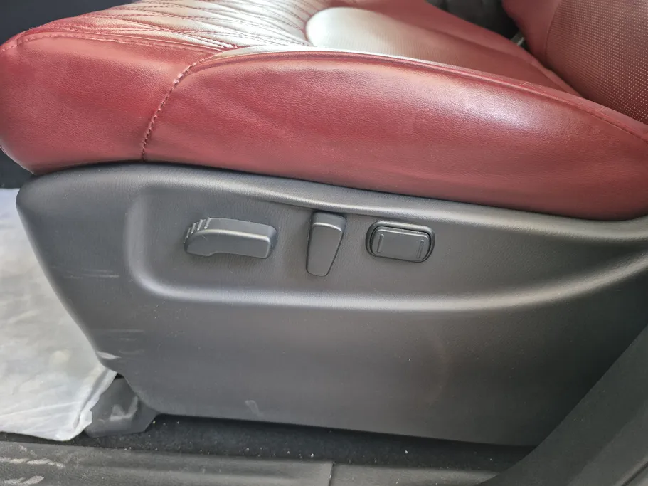 2023 Nissan Patrol Platinum 