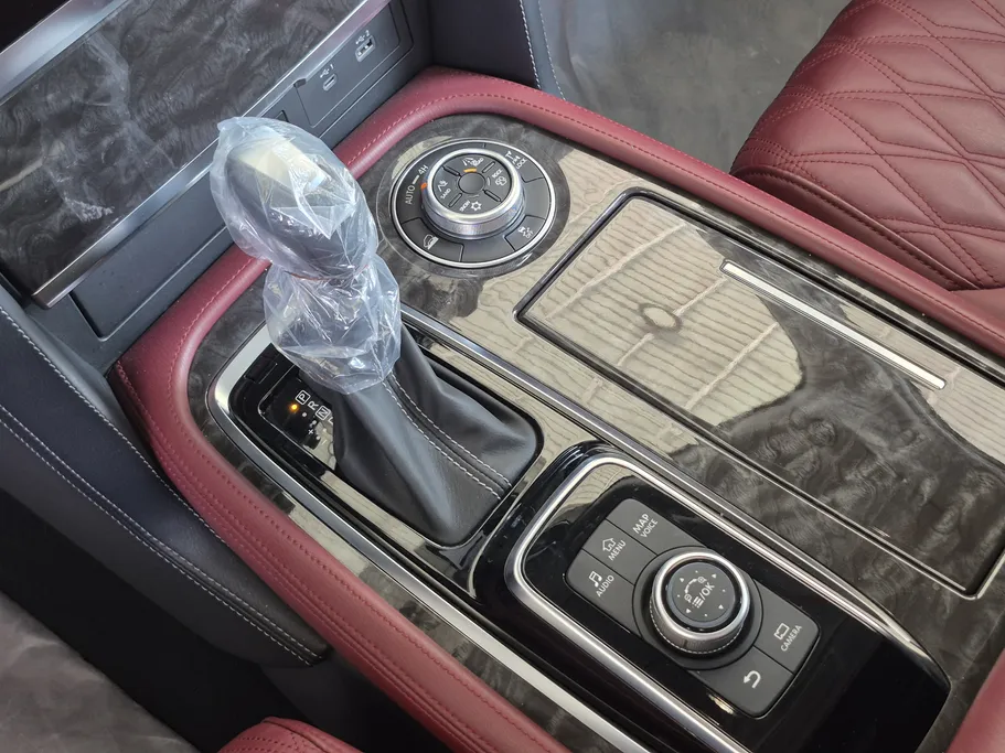 2023 Nissan Patrol Platinum 