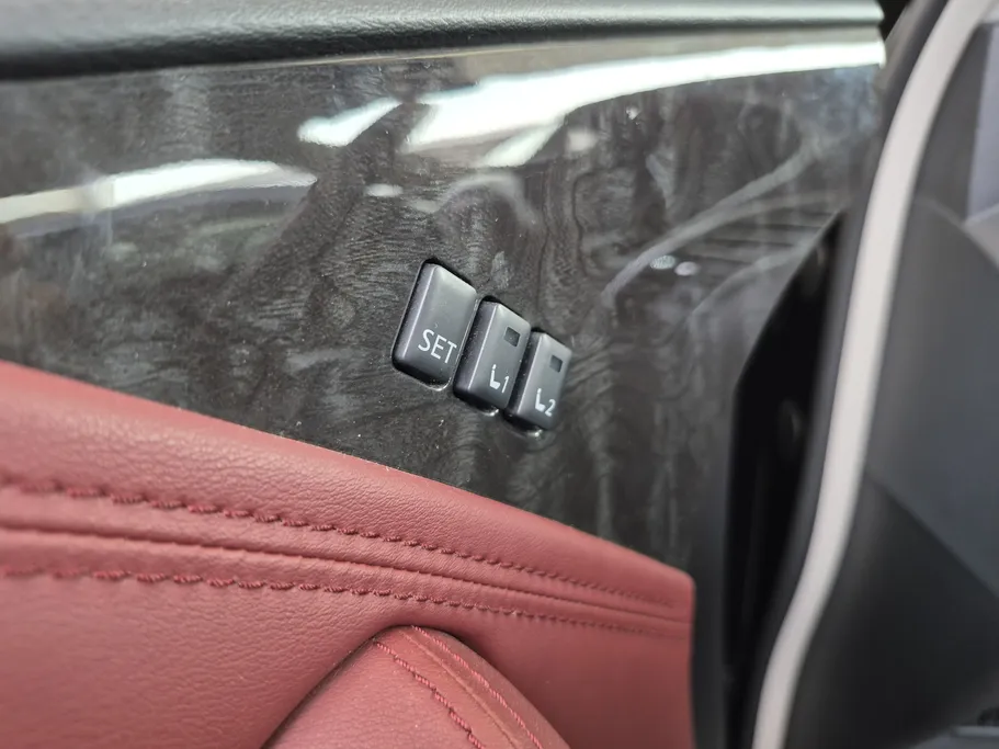 2023 Nissan Patrol Platinum 