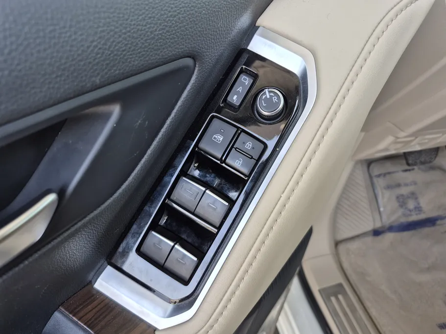 تويوتا لاندكروزر GXR4 2024 