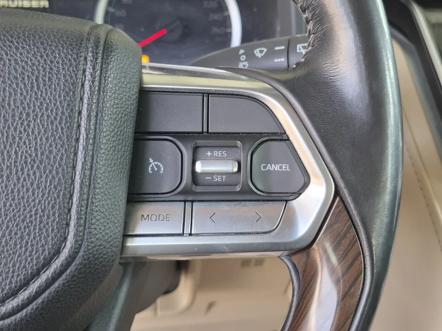 تويوتا لاندكروزر GXR4 2024 