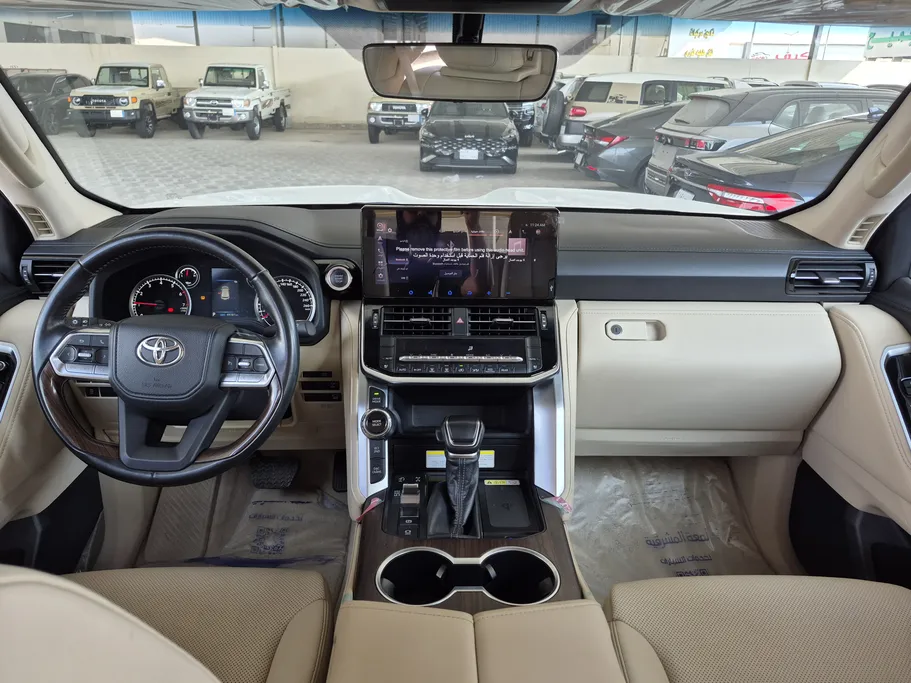 تويوتا لاندكروزر GXR4 2024 