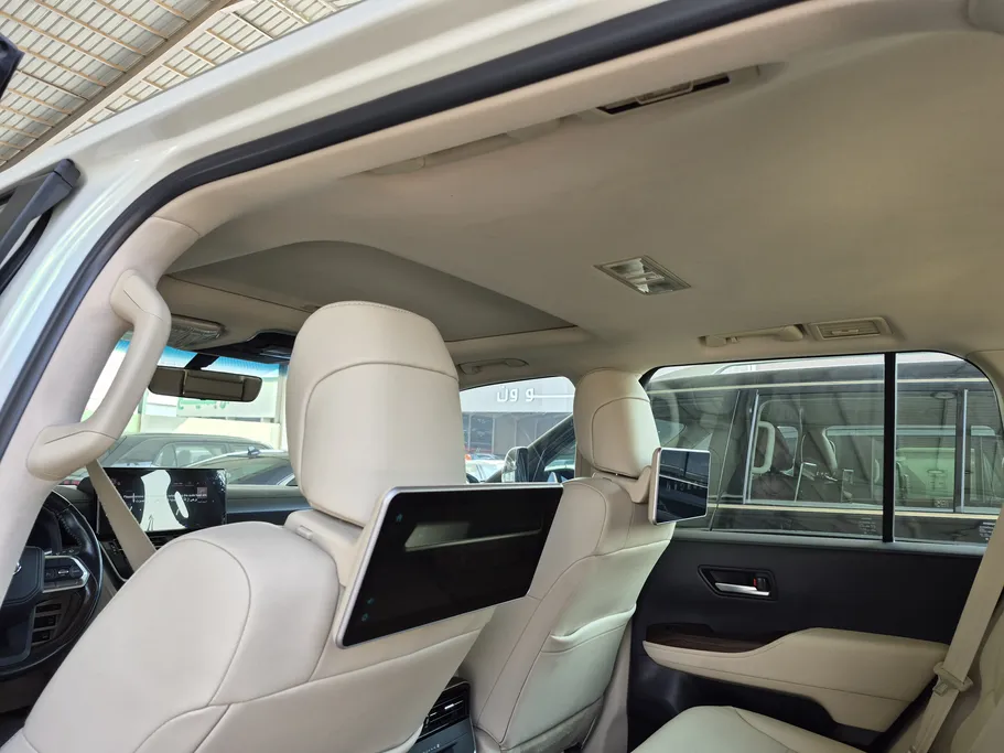 تويوتا لاندكروزر GXR4 2024 