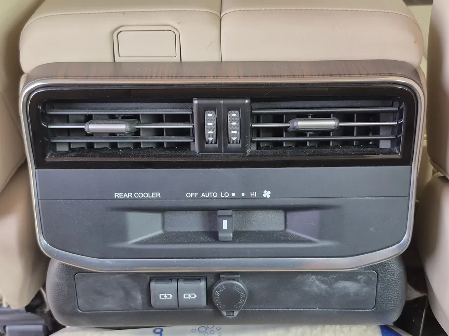 تويوتا لاندكروزر GXR4 2024 