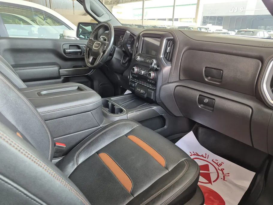2021 GMC Sierra AT4 
