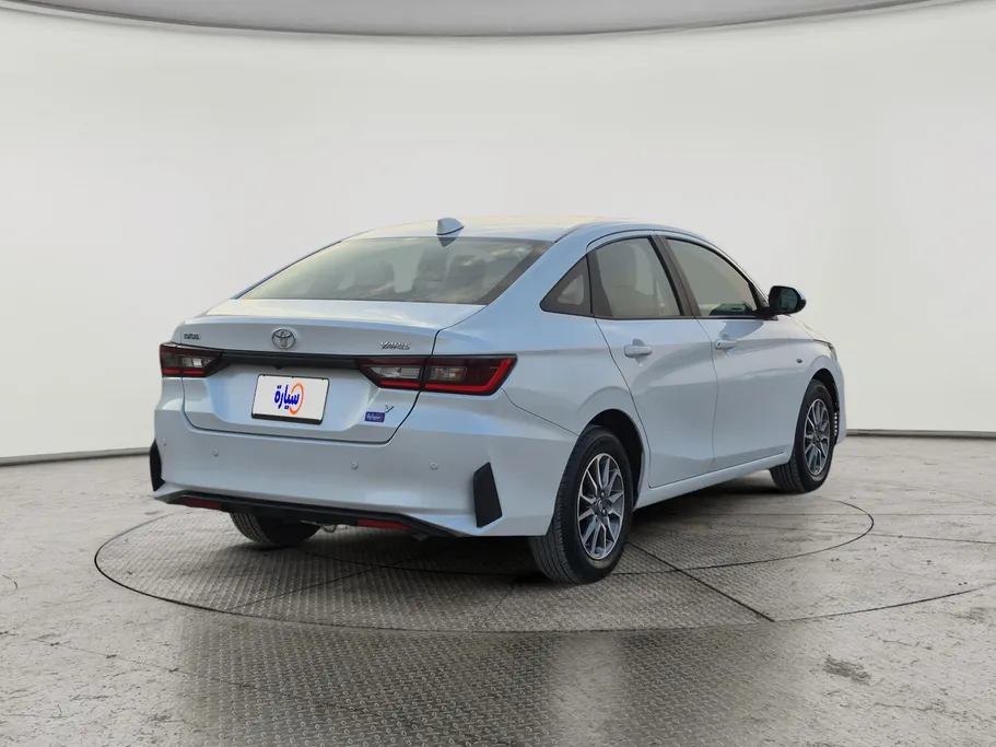 2024 Toyota Yaris  Y 