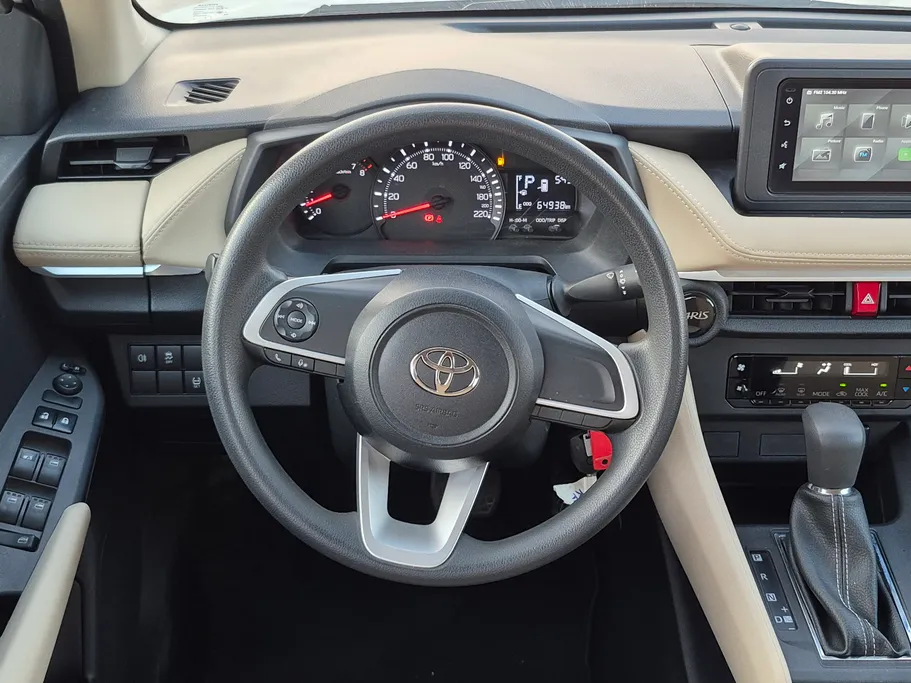 2024 Toyota Yaris  Y 