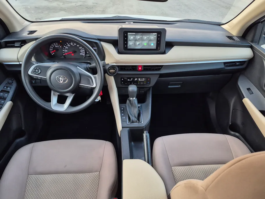 2024 Toyota Yaris  Y 