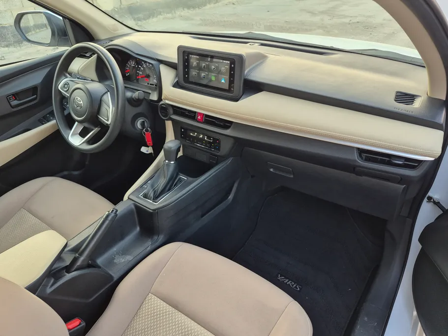 2024 Toyota Yaris  Y 