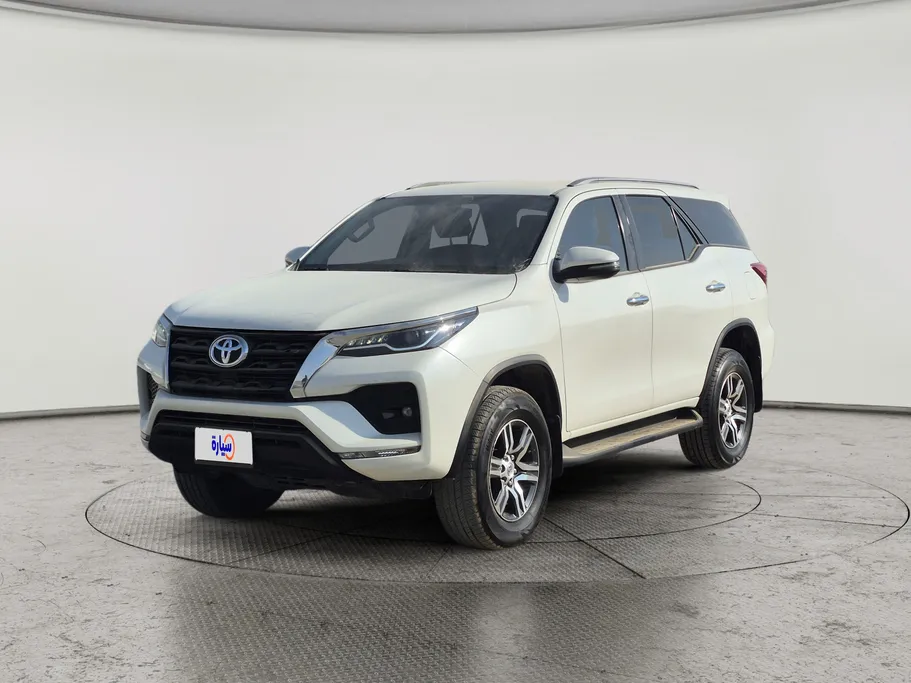 تويوتا فورتشنر VX 2022 