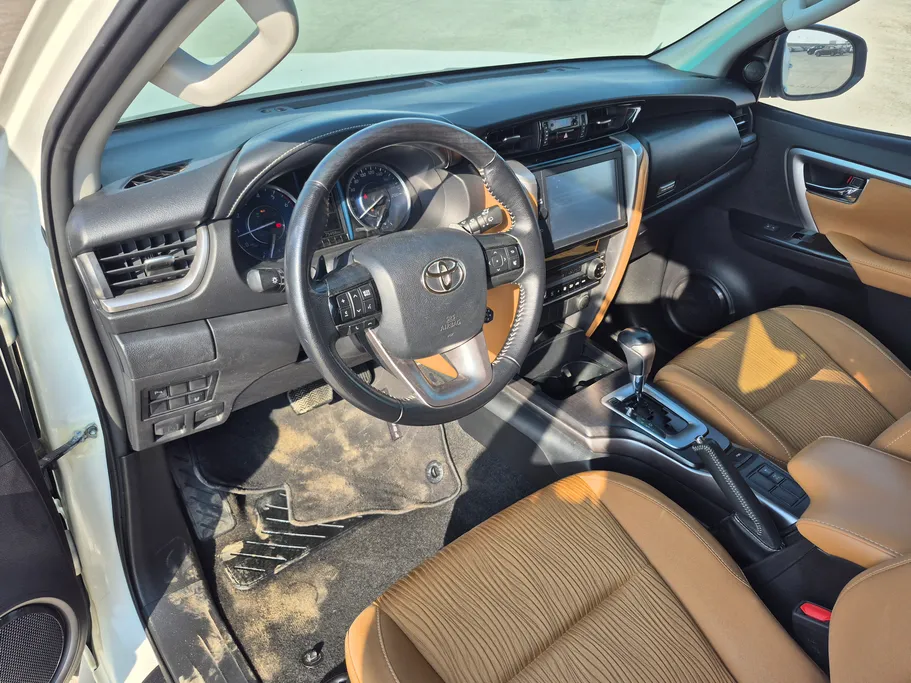 تويوتا فورتشنر VX 2022 