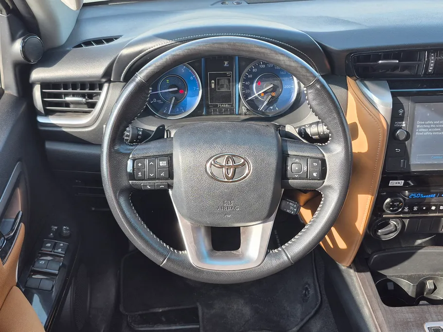 تويوتا فورتشنر VX 2022 