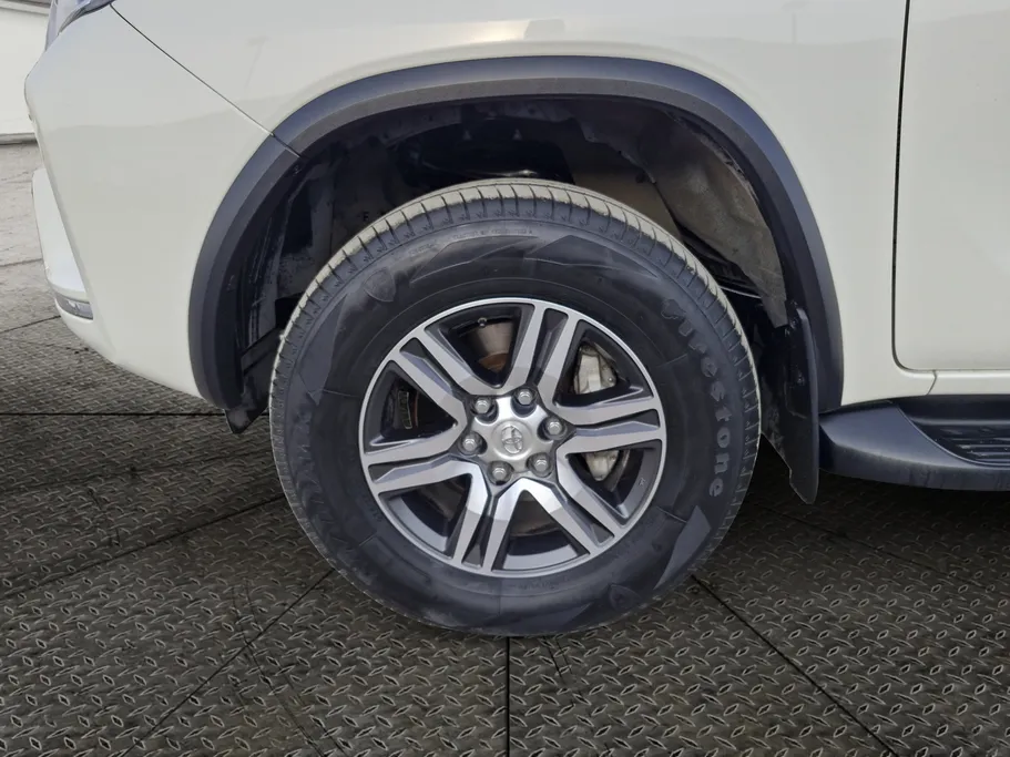 2022 Toyota Fortuner VX 